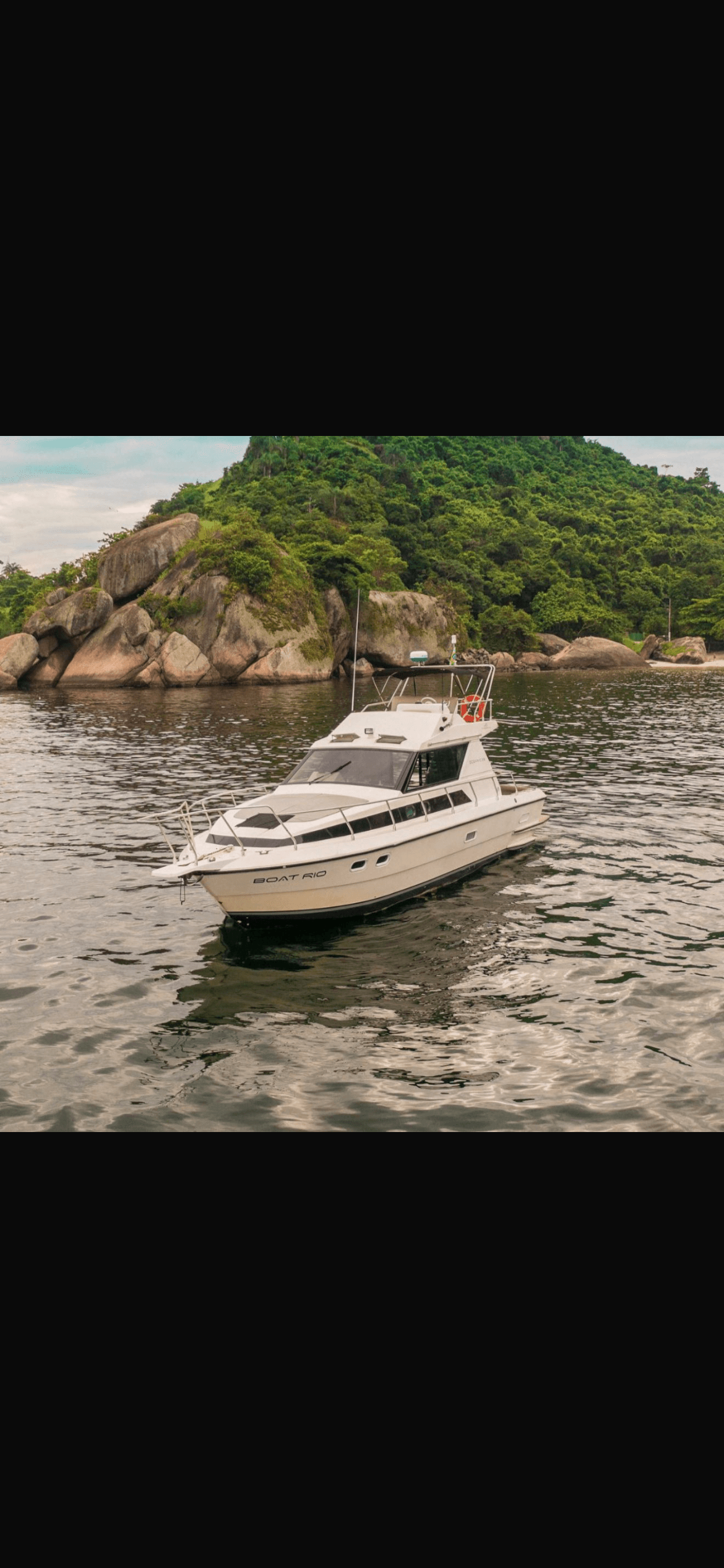 Oceanic 36 yacht exterior view